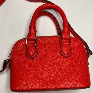 🎉 Host Pick 🎉 Mini Dome Shape Red Crossbody